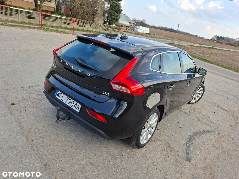 Volvo V40 D2 Momentum - 14