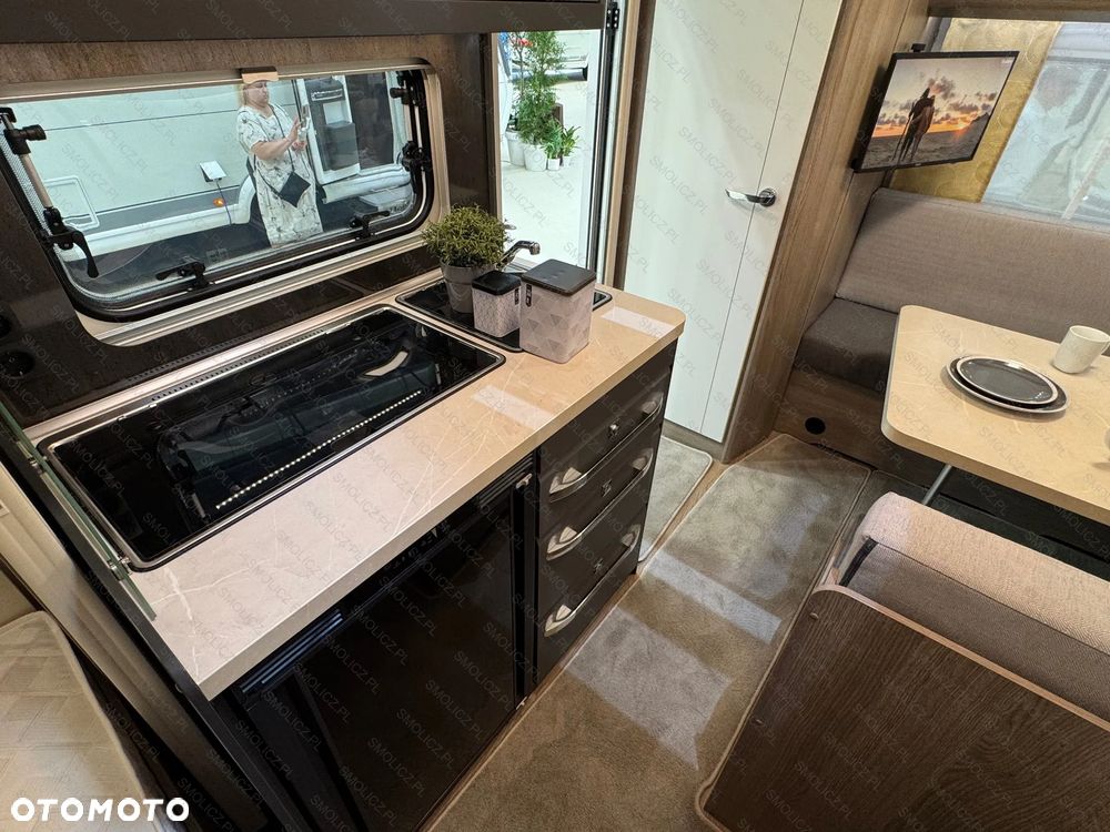 Hobby Ontour 390 SF 2026 - 6