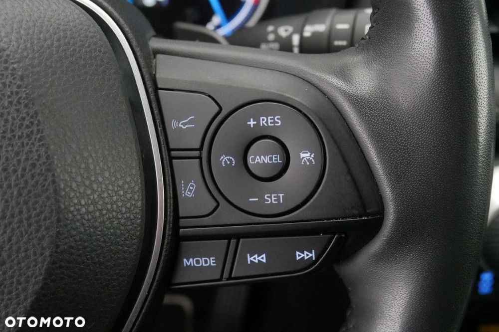 Volkswagen Golf - 32