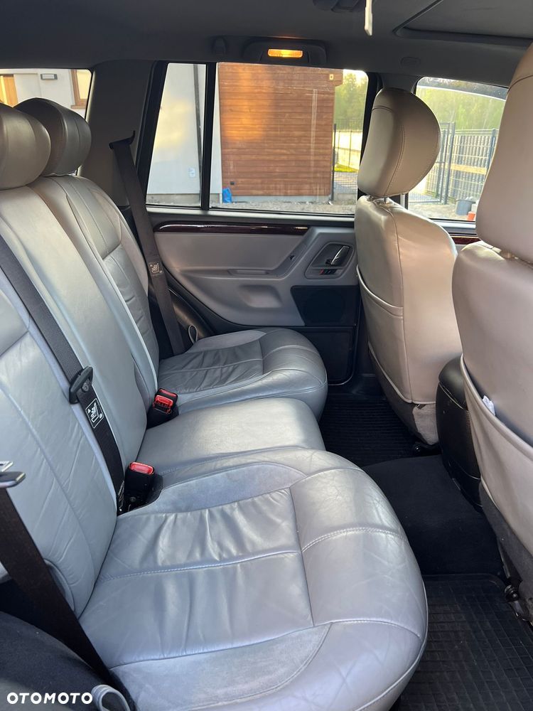 Jeep Grand Cherokee 4.7 Overland - 13