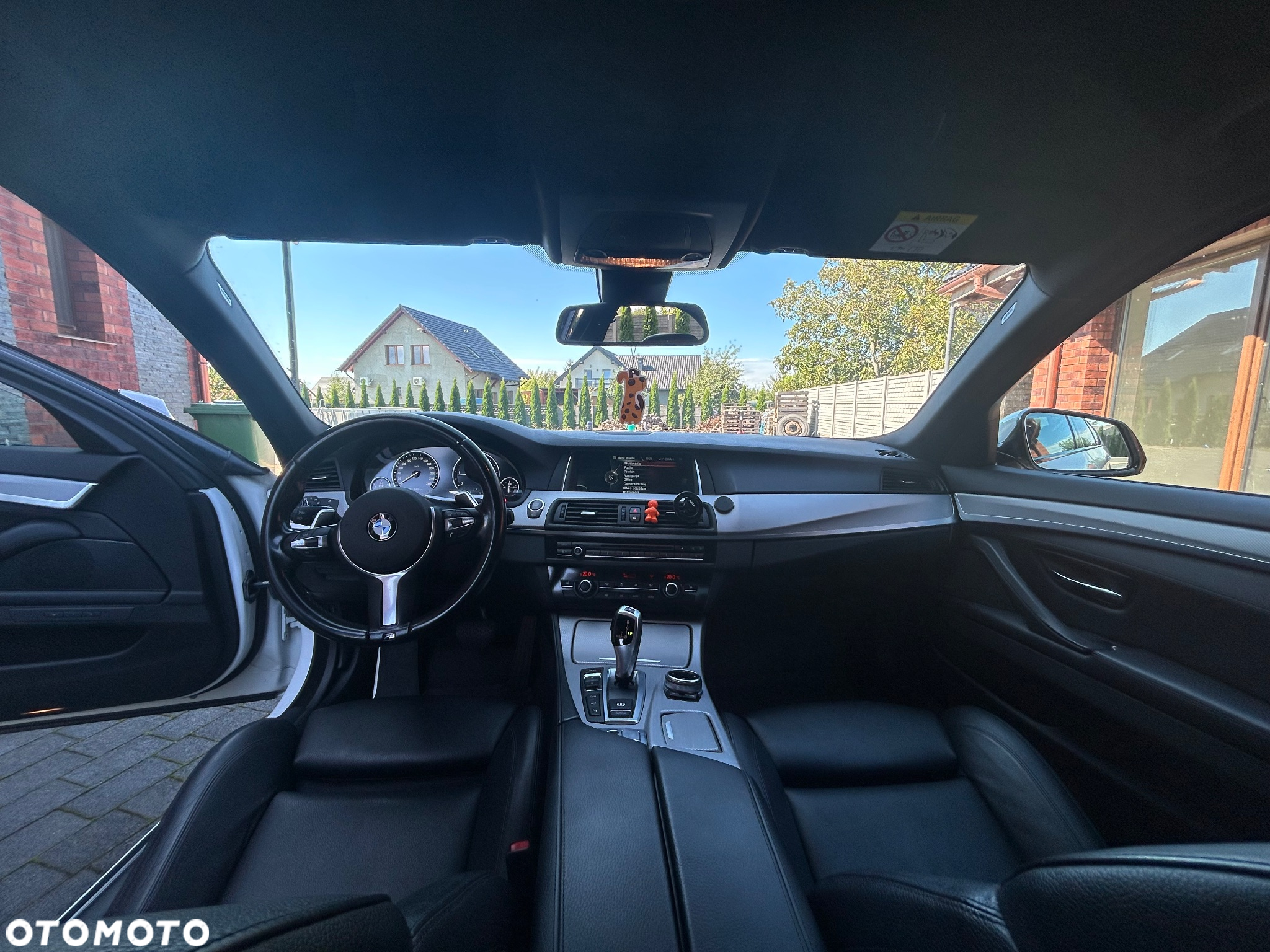 BMW Seria 5 520d xDrive - 25