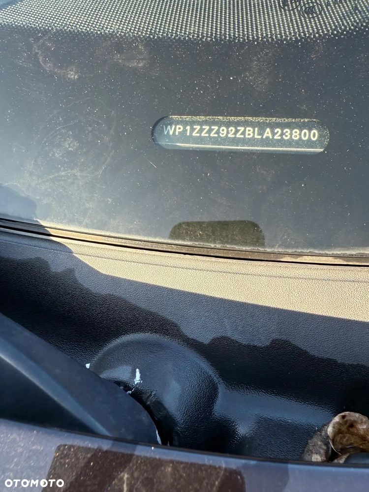 Porsche Cayenne - 24