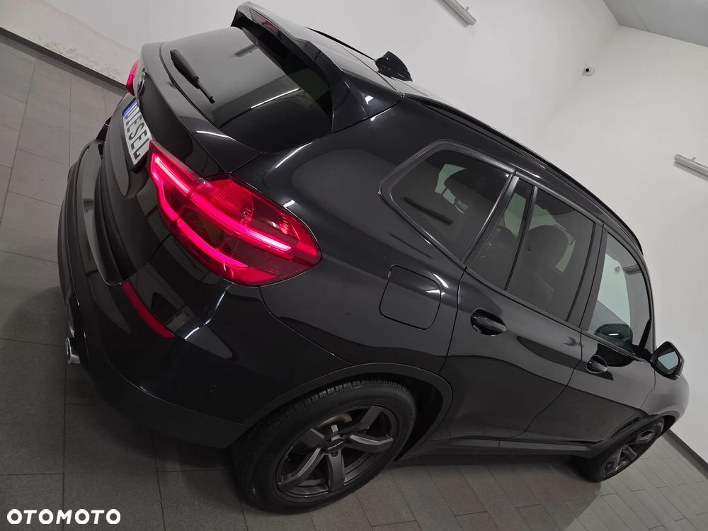 BMW X3 sDrive18d xLine sport - 35
