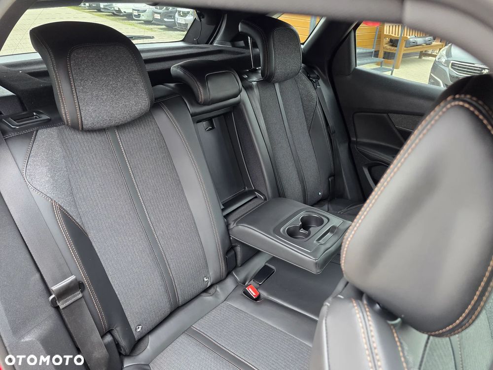Peugeot 3008 - 14
