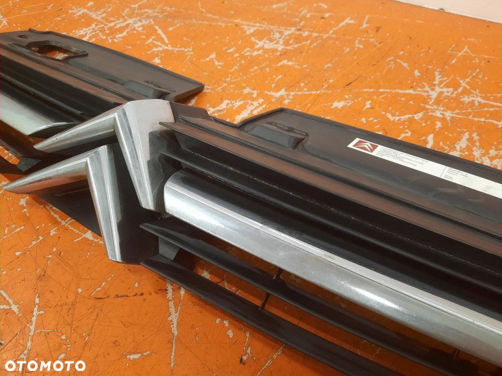 CITROEN C5 01-08 ATRAPA / GRILL 9636751980 - 3