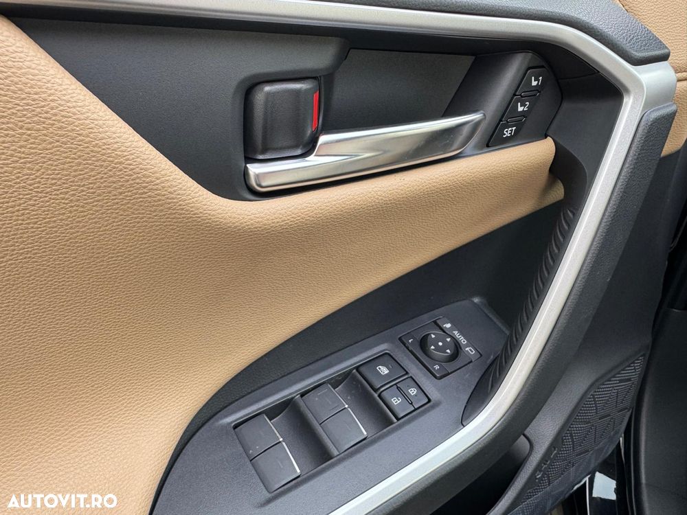 Toyota RAV4 2.5 Hybrid VVT-iE 4x4 Luxury - 10