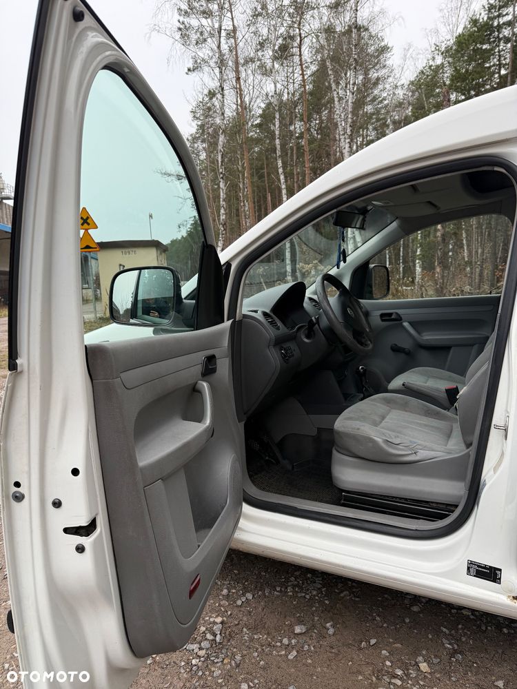 Volkswagen Caddy - 9