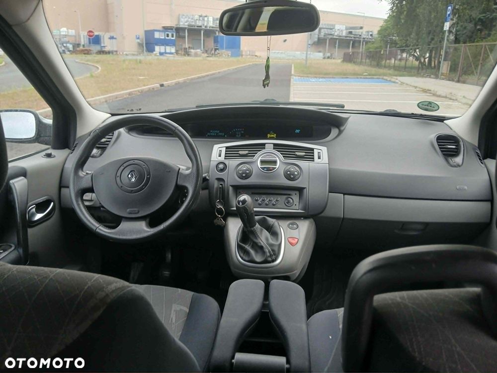 Renault Scenic - 10
