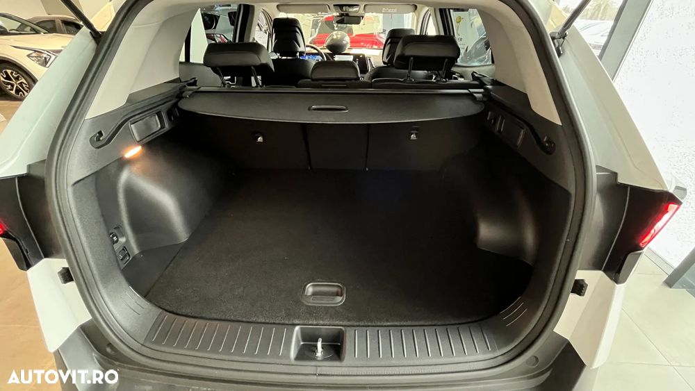 Kia Sportage 1.6 T-GDI 7DCT HP 4x2 MHEV Style - 9