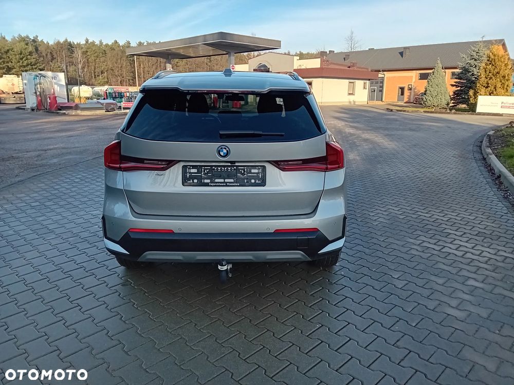 BMW X1 xDrive25e M Sportpaket - 4