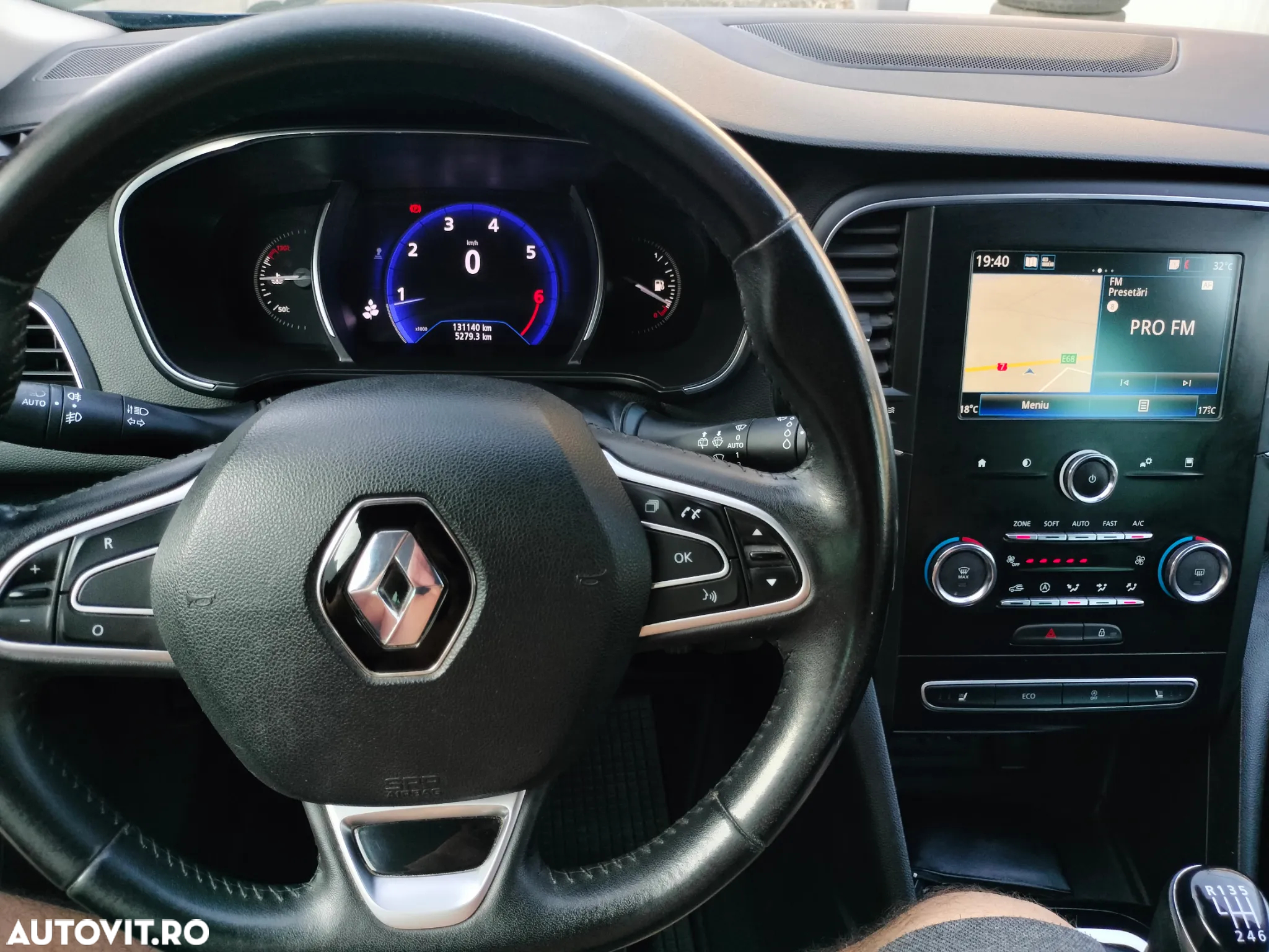 Renault Megane Grandtour ENERGY TCe 115 LIMITED - 9