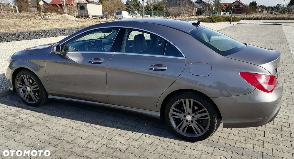 Mercedes-Benz CLA 180 (CDI) d 7G-DCT - 7