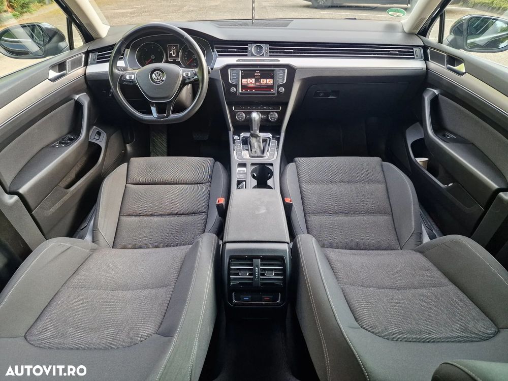 Volkswagen Passat 2.0 TDI DSG (BlueMotion Technology) Comfortline - 13