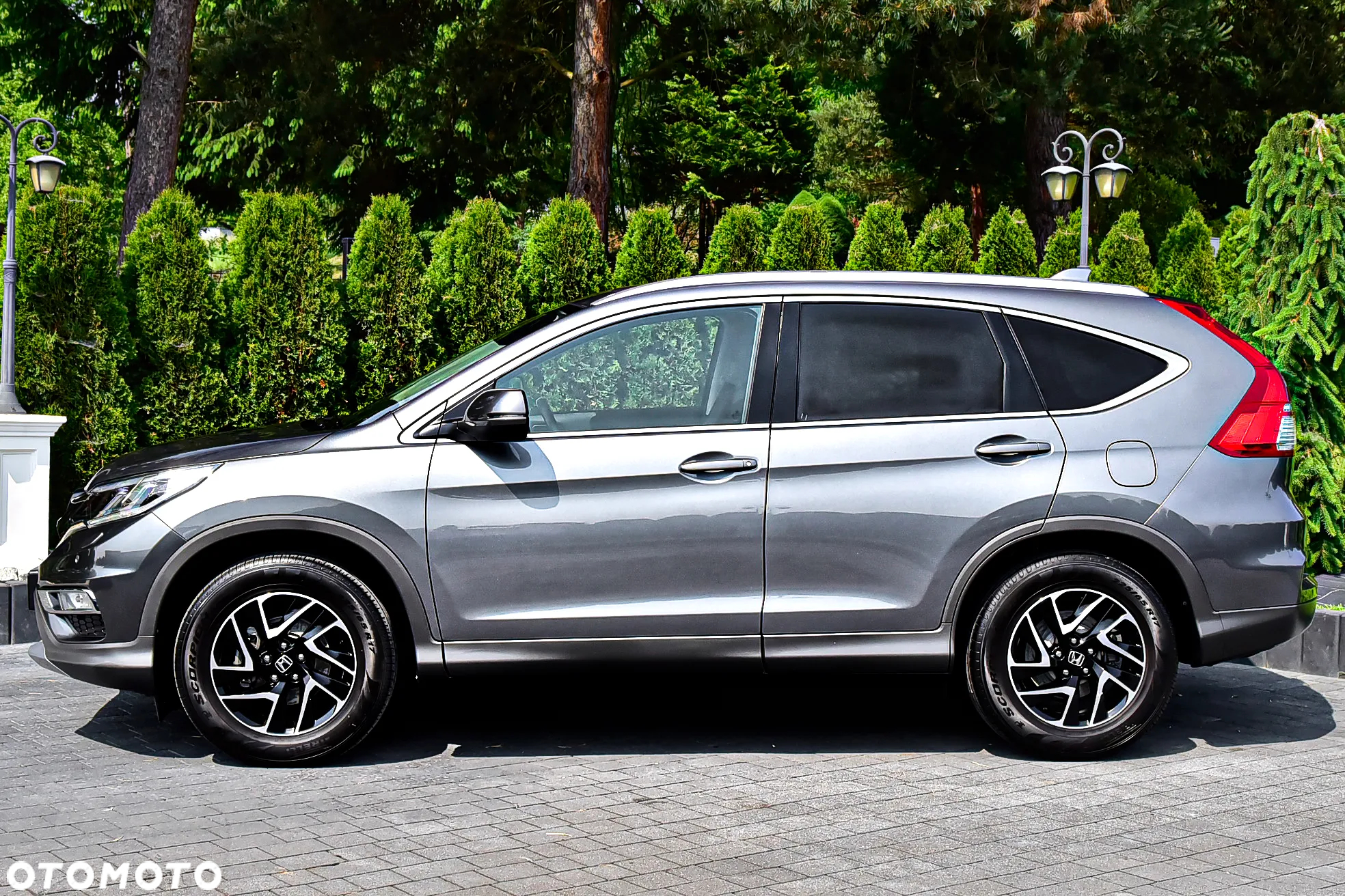 Honda CR-V 2.0i-VTEC 4WD Automatik Executive - 11