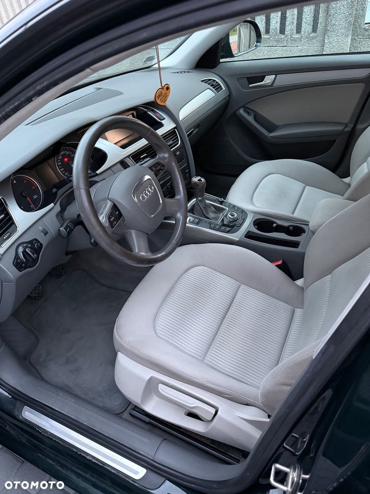 Audi A4 Limousine 2.0 TDI - 13