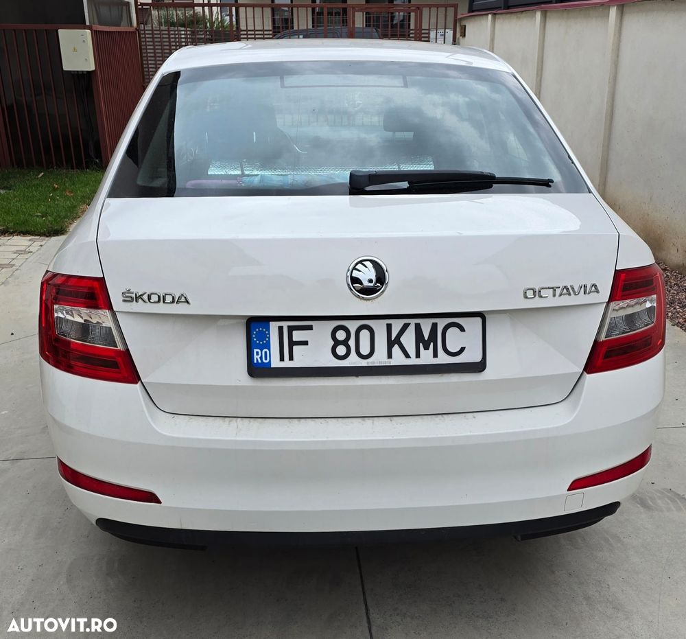 Skoda Octavia 1.6 TDI Style - 6