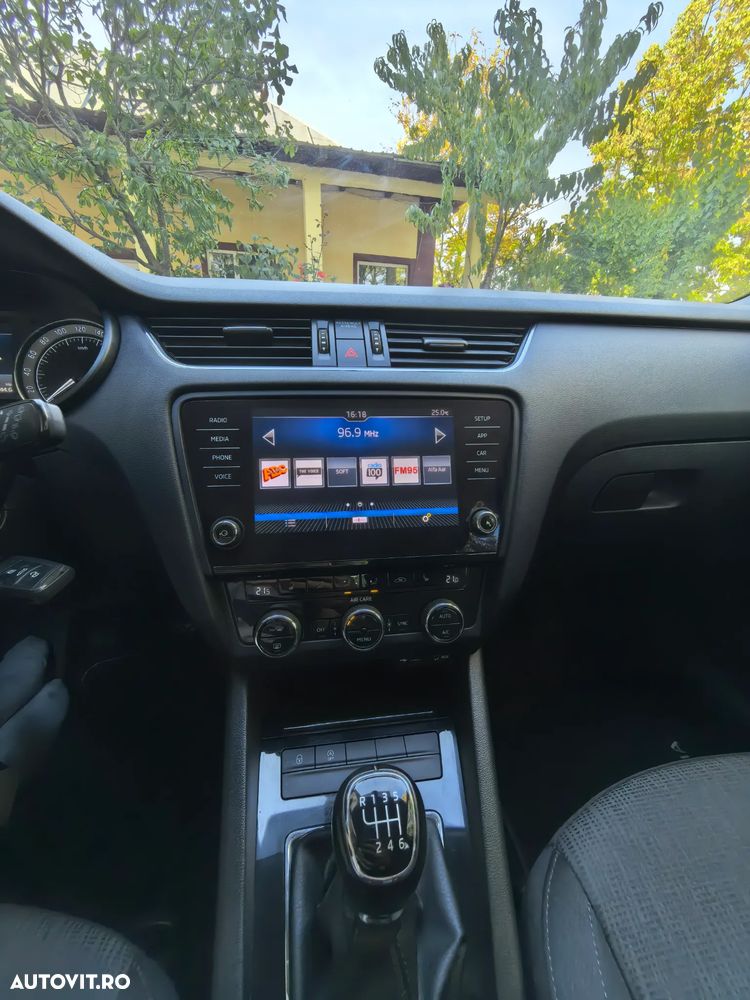 SKODA Octavia 2017 — imagine 23