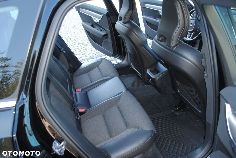 Volvo V90 B4 D Geartronic Momentum Pro - 18