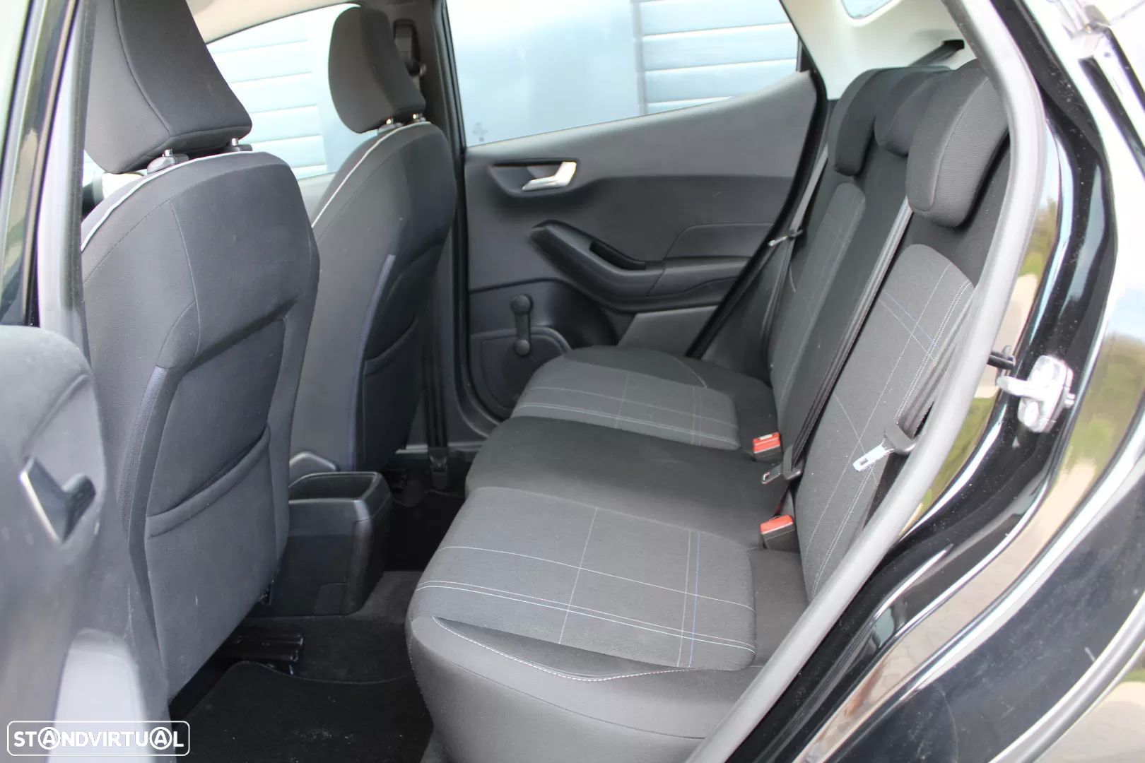 Ford Fiesta 1.1 Ti-VCT Business - 12
