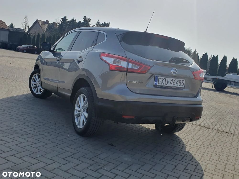 Nissan Qashqai - 12
