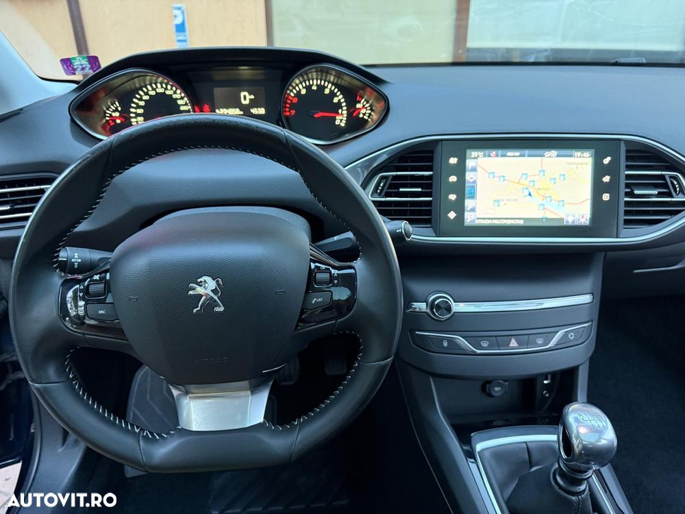 Peugeot 308 - 6