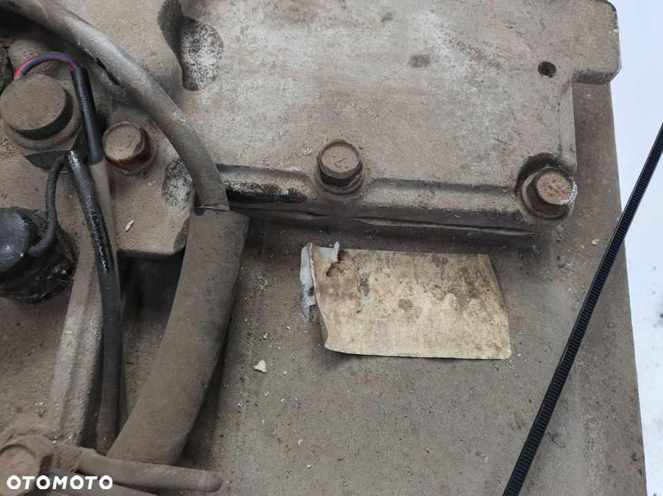 REDUKTOR MITSHUBISHI PAJERO IV V90 AUTOMAT - 2