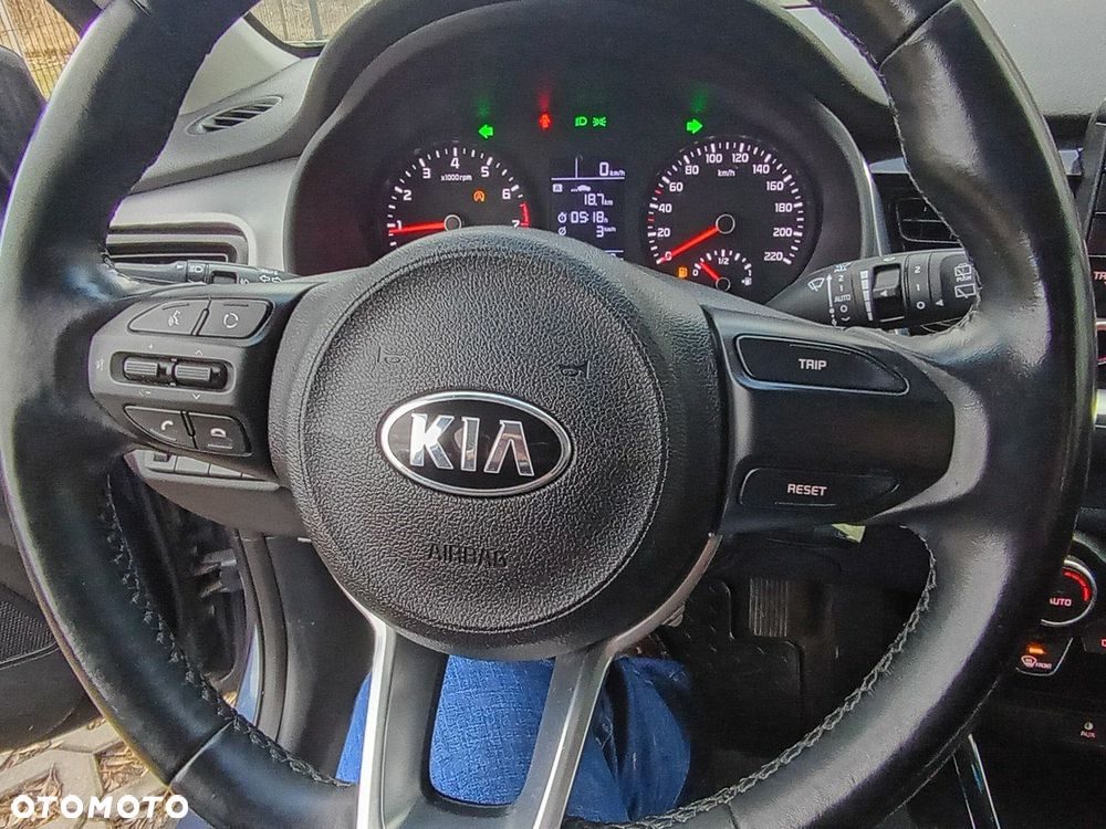 Kia Stonic - 20