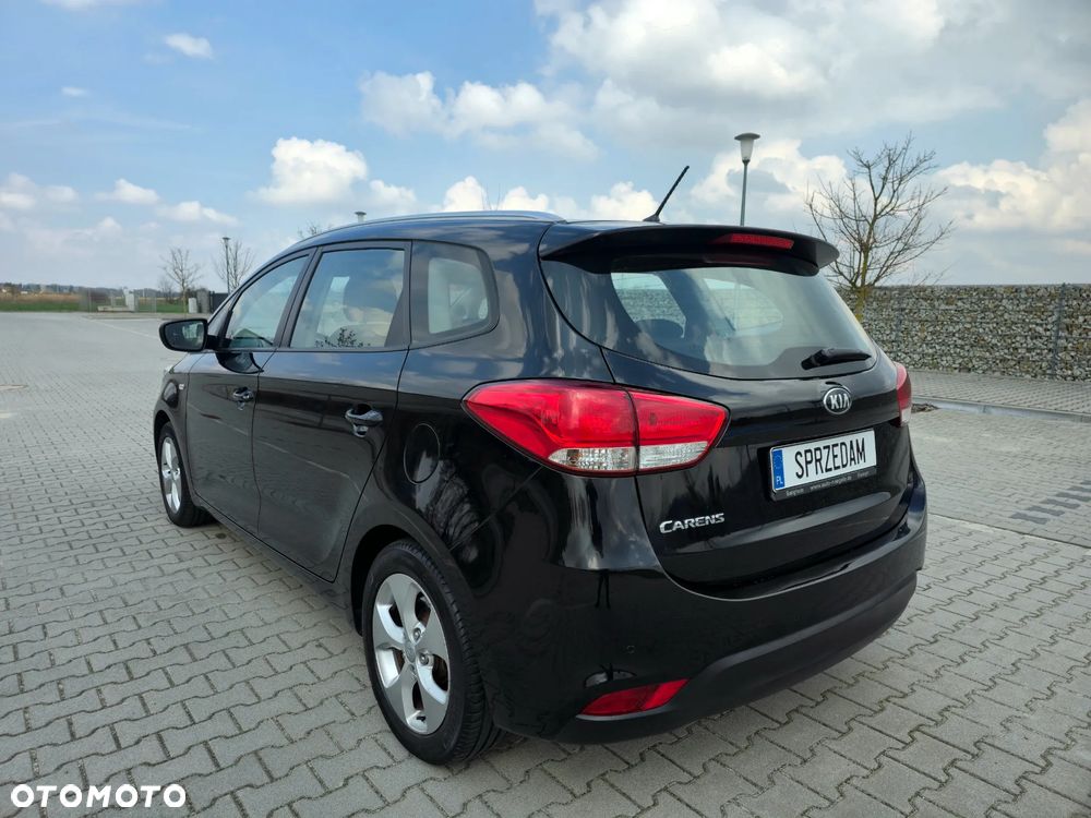 Kia Carens 1.6 GDI Edition 7 - 11