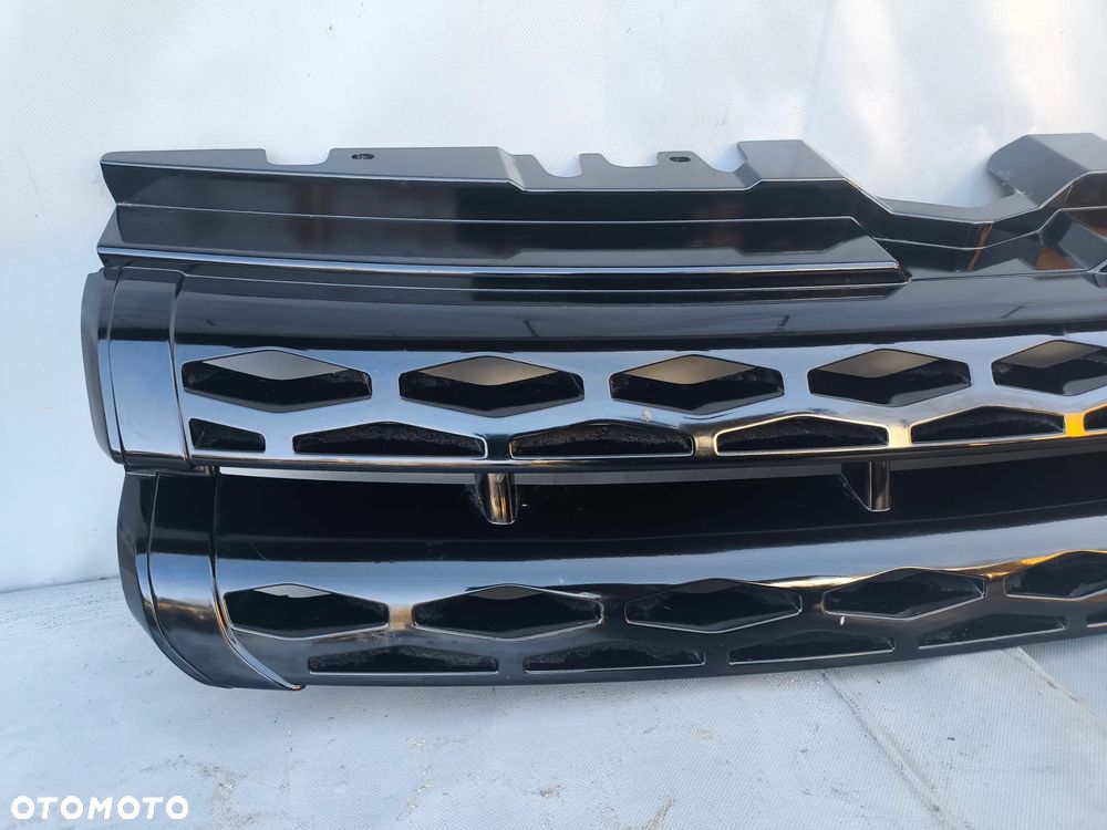 Range Rover Evoque L538 GRILL ATRAPA DYNAMIC BJ32-8B189-A - 2