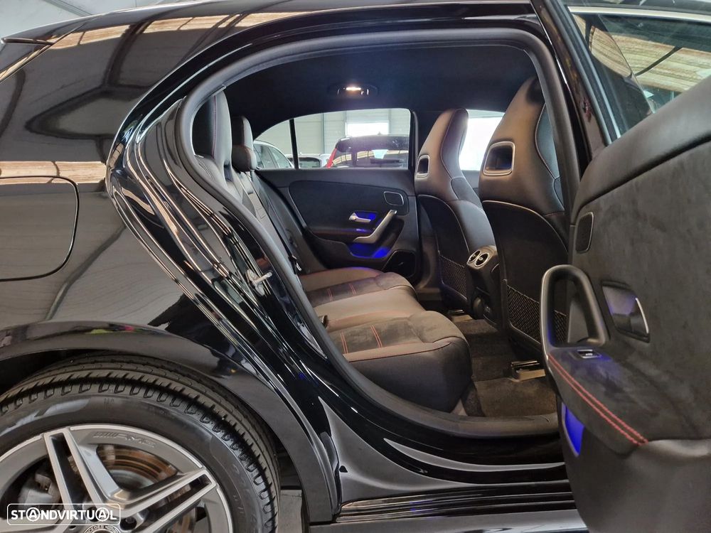 Mercedes-Benz A 250 e AMG Line - 19