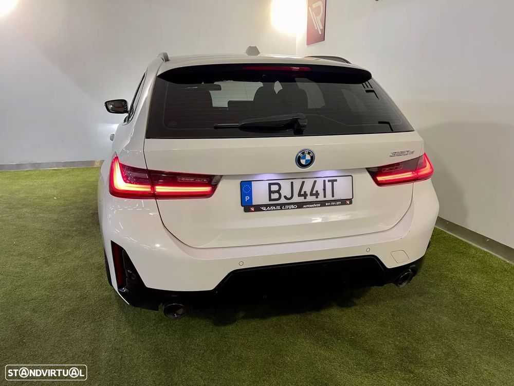 BMW 320 e Pack Desportivo M Auto - 9
