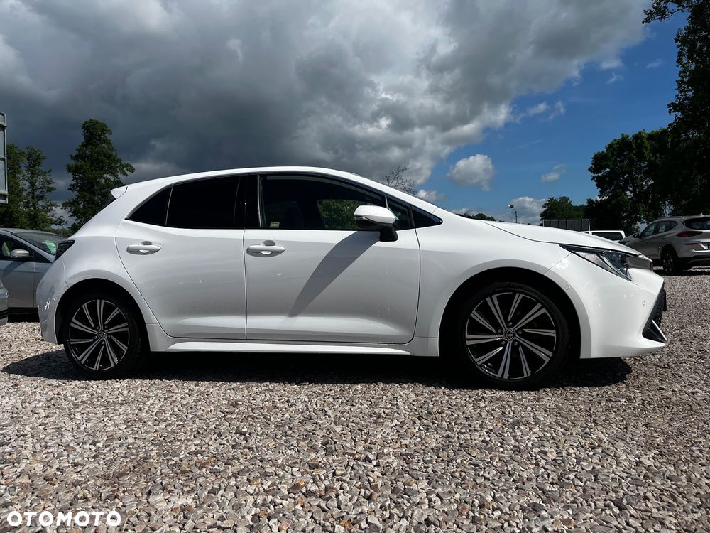 Toyota Corolla - 11