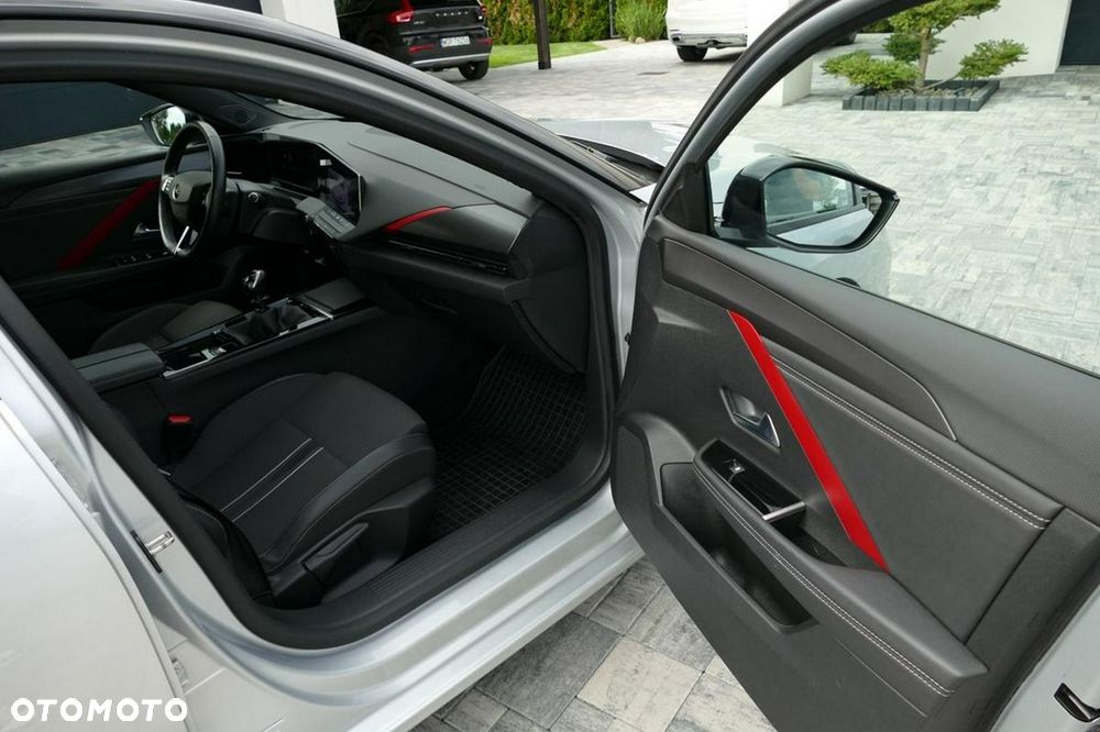 Opel Astra - 26
