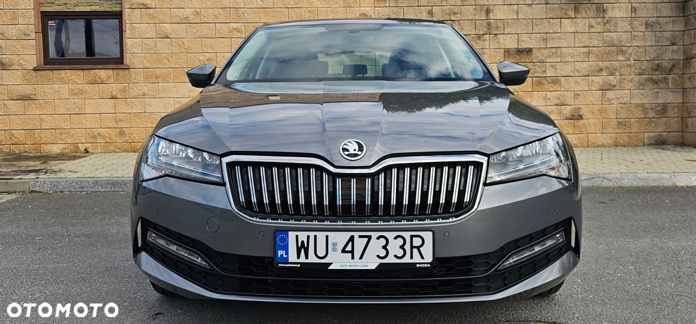 Skoda Superb 2.0 TSI Ambition DSG - 9