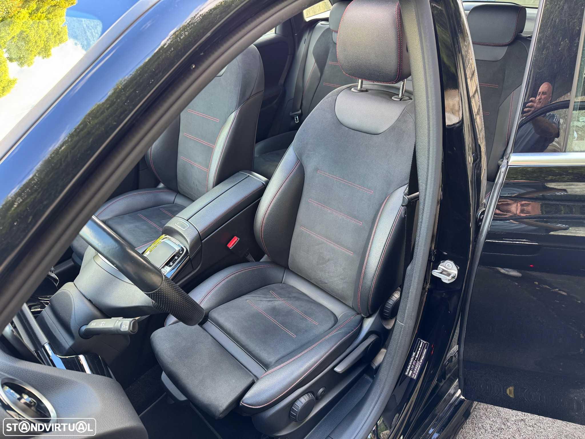 Mercedes-Benz B 180 d AMG Line - 22