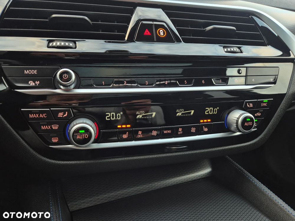 BMW Seria 5 520d xDrive M Sport Edition - 27