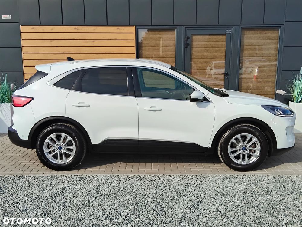 Ford Kuga 2.0 EcoBlue 4x4 TITANIUM - 34