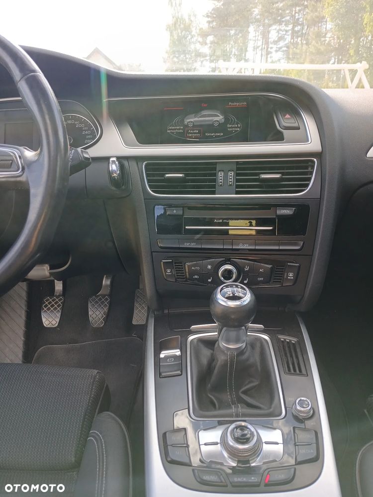 Audi A4 Avant 2.0 TDI - 14