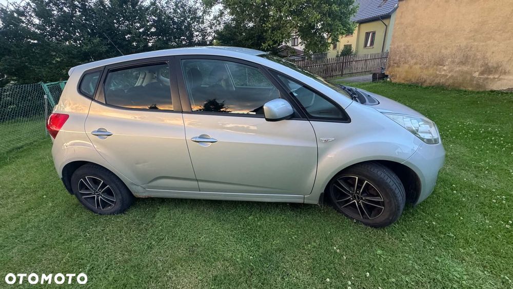 Kia Venga 1.4 CRDi L - 4