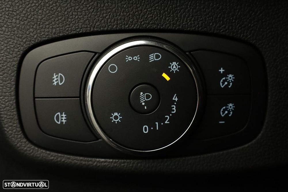 Ford Focus SW - 19