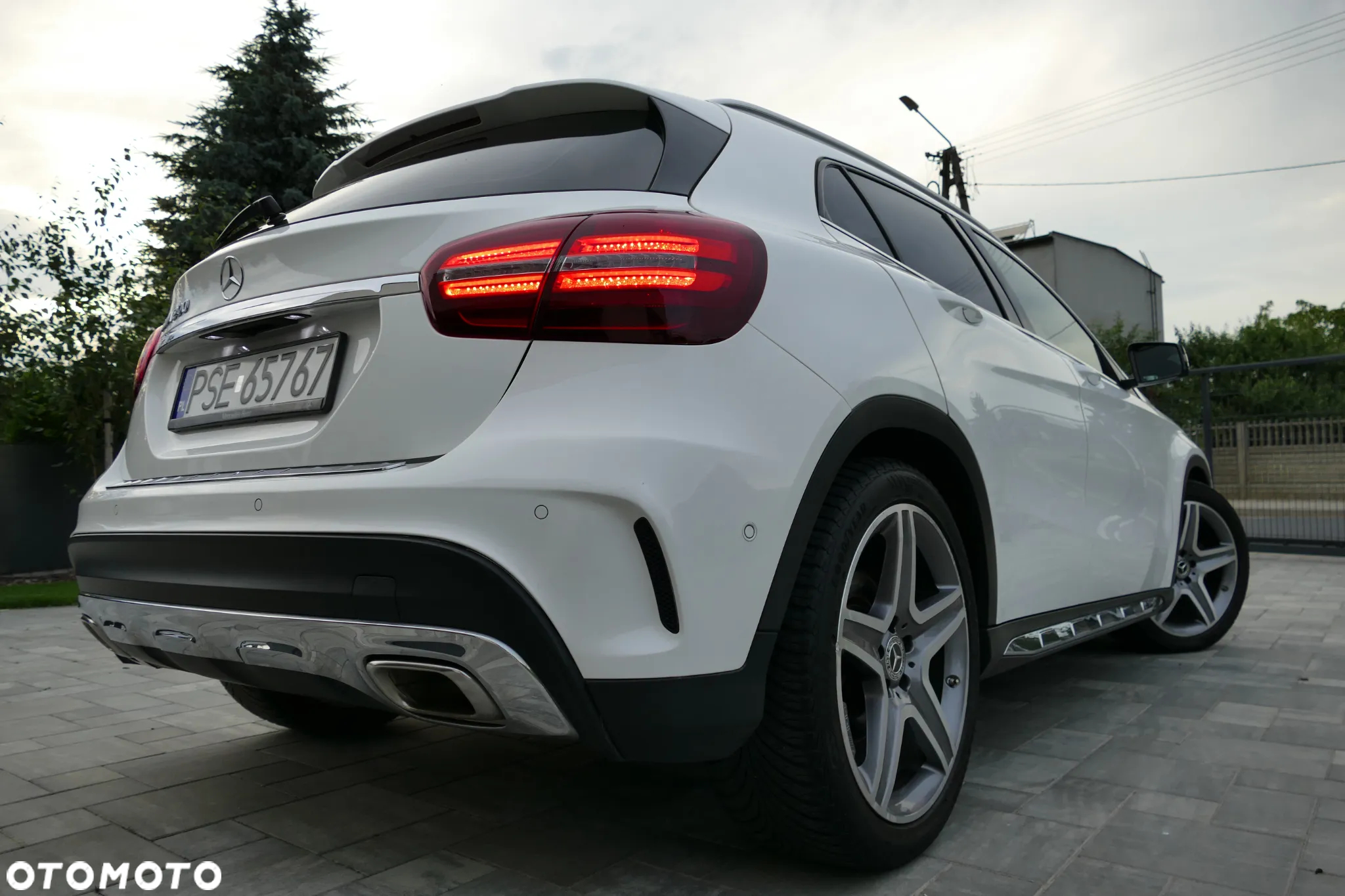 Mercedes-Benz GLA 200 AMG Line - 11