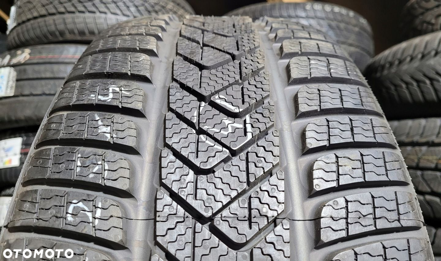 4x Pirelli Winter Sottozero 3 245/40R18 97V XL Z631A - 5