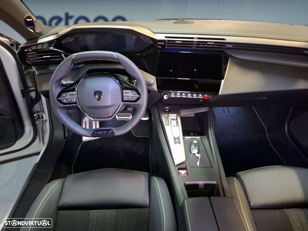 Peugeot E-408 58 kWh GT - 13