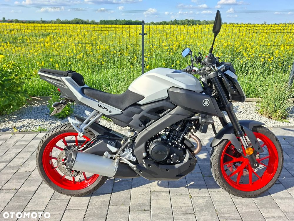 Yamaha MT - 20