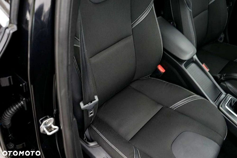 Volvo V40 - 12