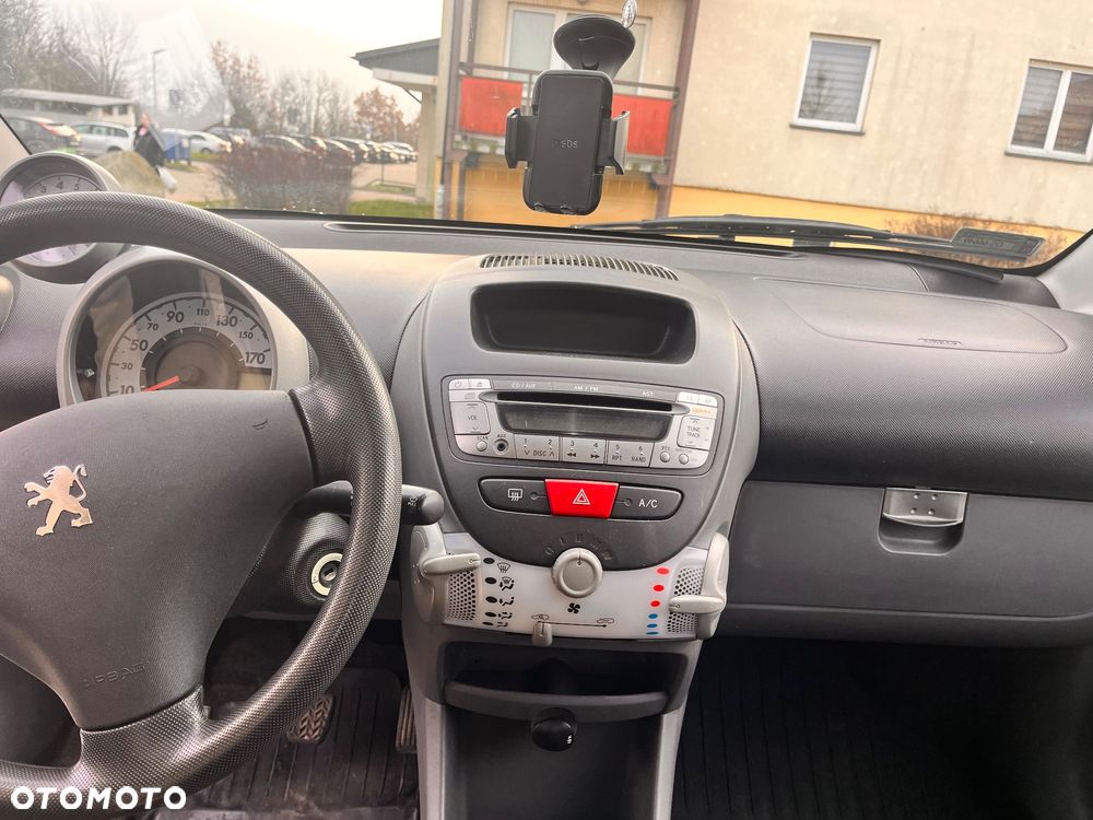 Peugeot 107 1.0 Happy - 6