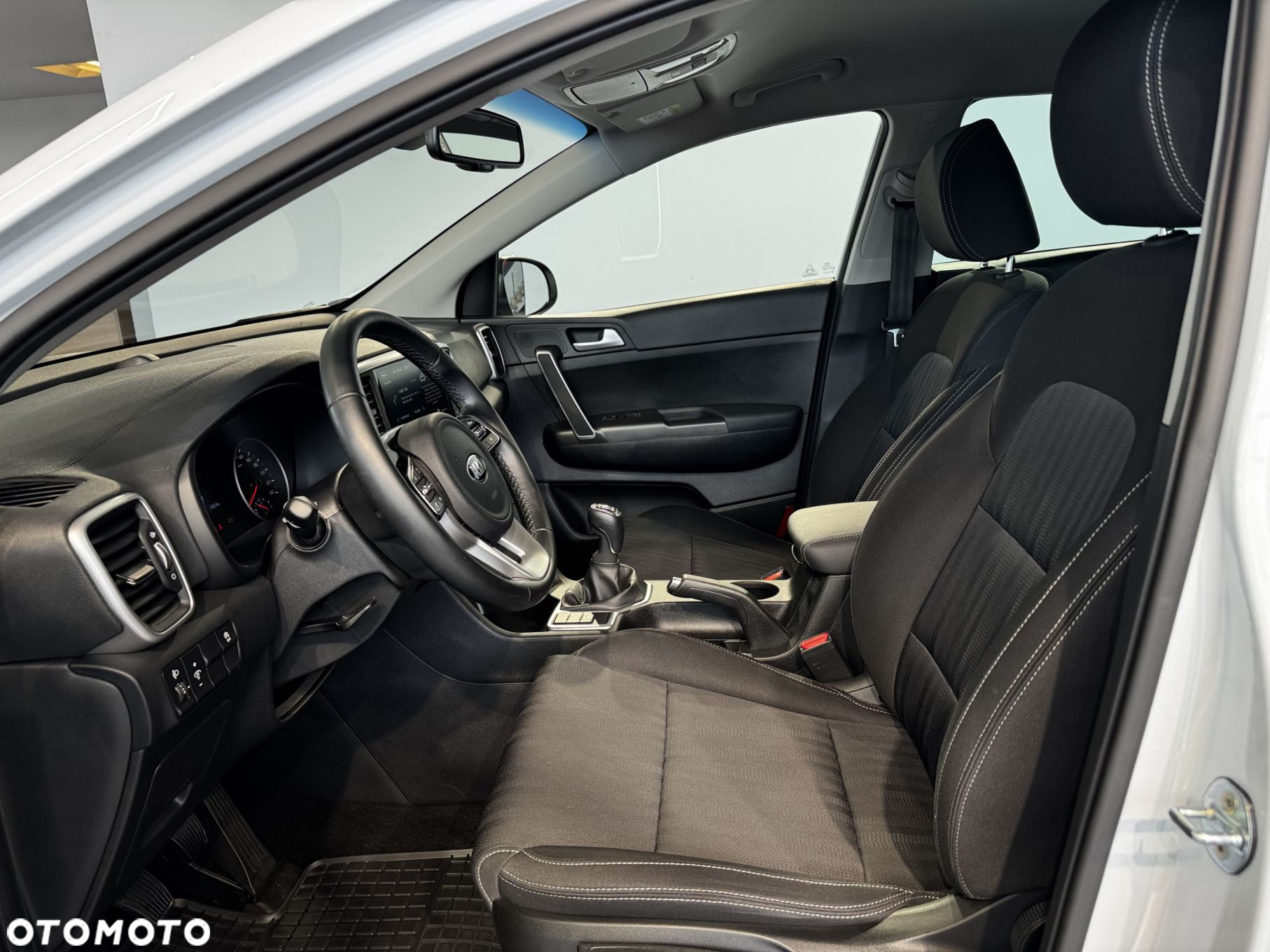 Kia Sportage - 16