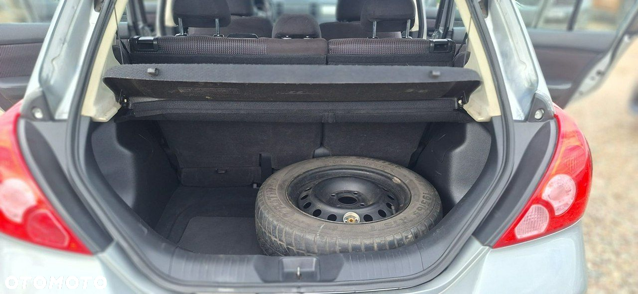 Nissan Tiida - 19