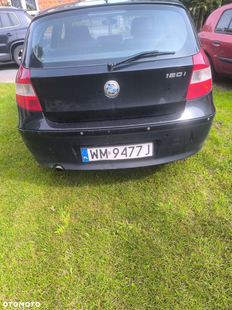BMW Seria 1 120i - 4
