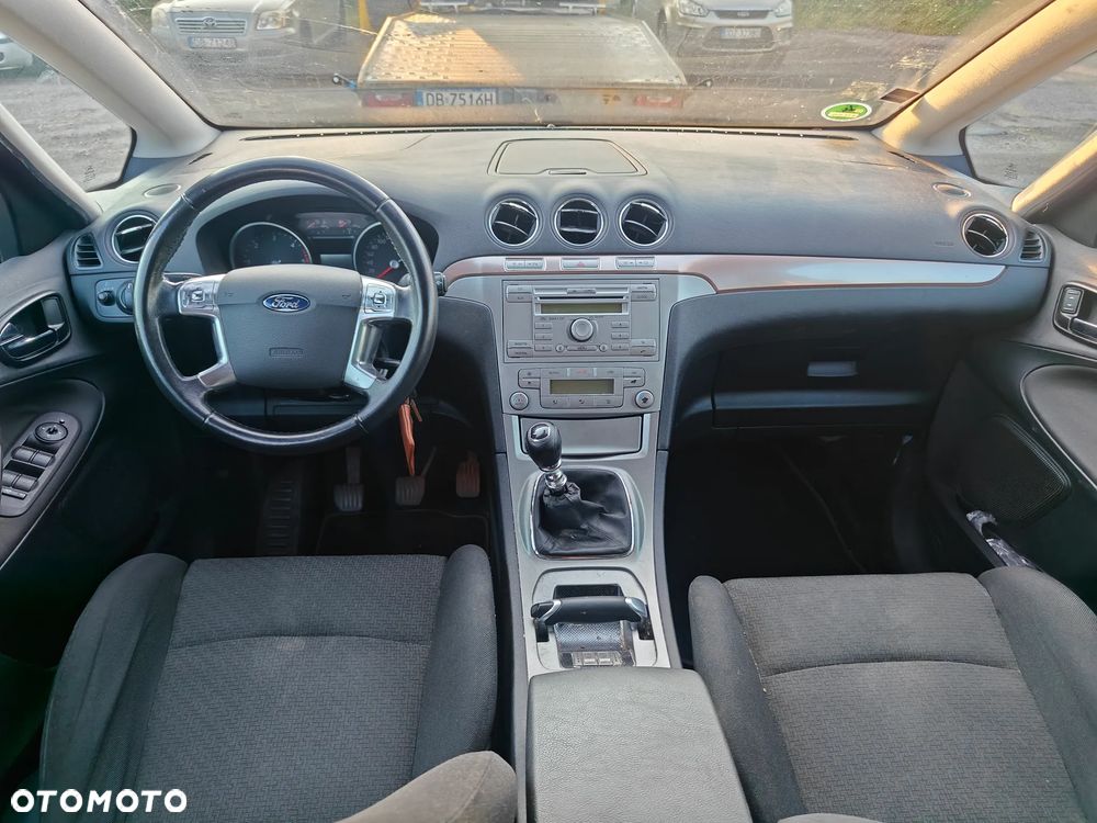 Ford S-Max 2.0 TDCi DPF Champions Edition - 15